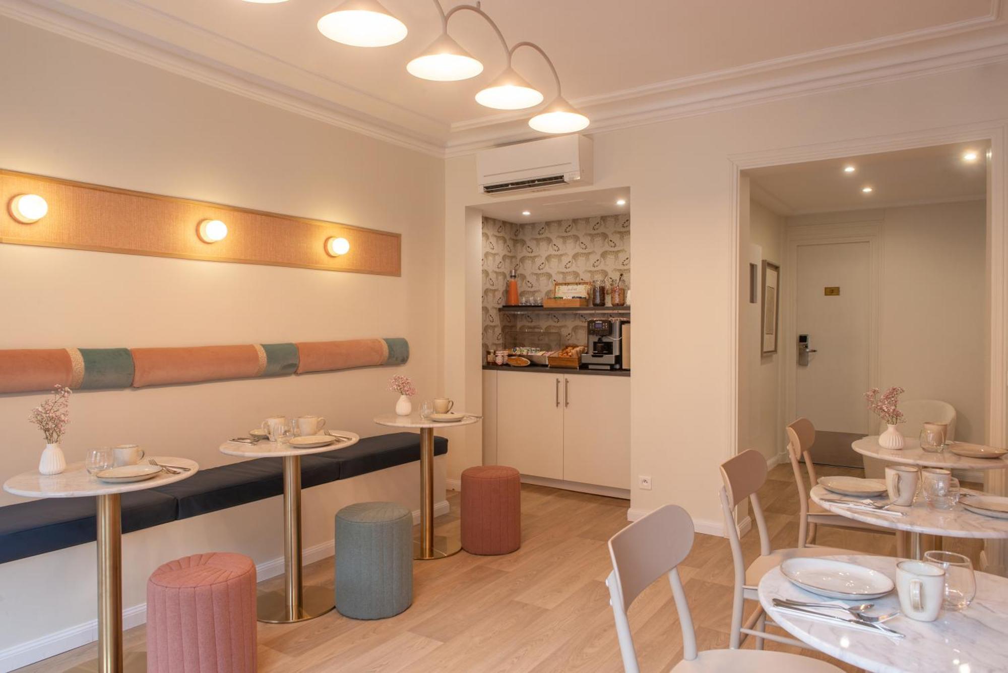 Hotel Avama Prony Paris Luaran gambar